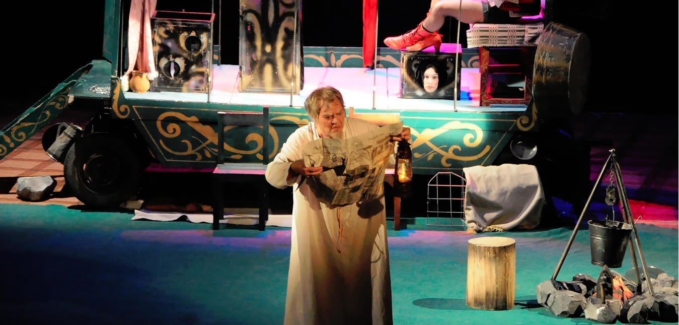 CONU' LEONIDA FAȚĂ CU REACȚIUNEA, Teatrul Dramatic Fani Tardini Galati